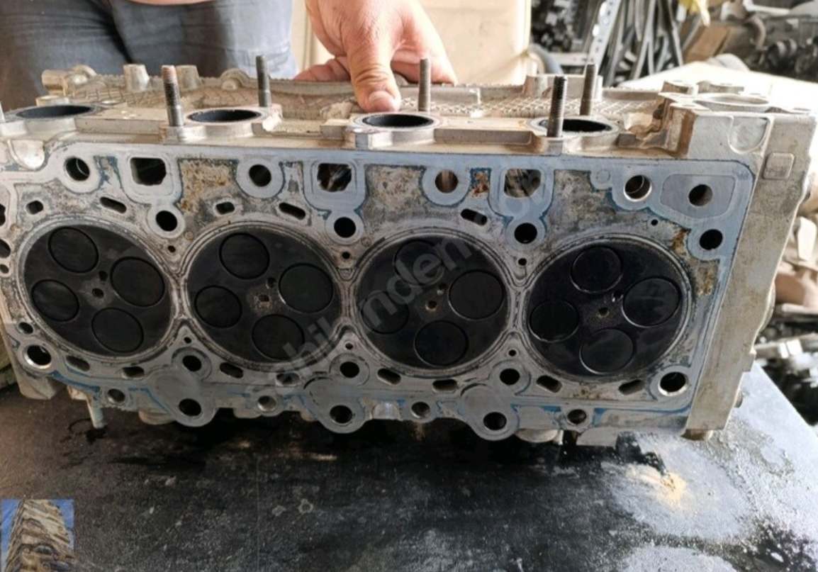 ÇIKMA HYUNDAİ H100-H200-STAREKS-SORENTO SİLİNDİR KAPAĞI